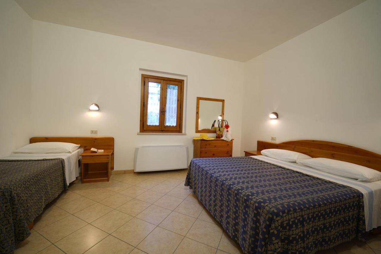 Villaggio Torre Ruffa Robinson Capo Vaticano Kültér fotó