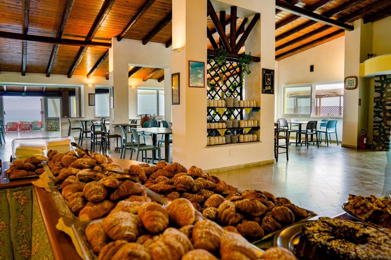 Villaggio Torre Ruffa Robinson Capo Vaticano Kültér fotó