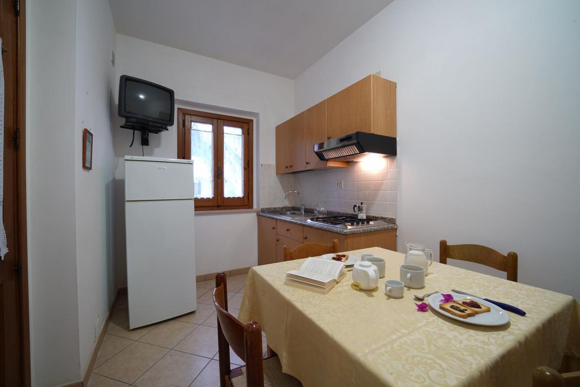 Villaggio Torre Ruffa Robinson Capo Vaticano Szoba fotó