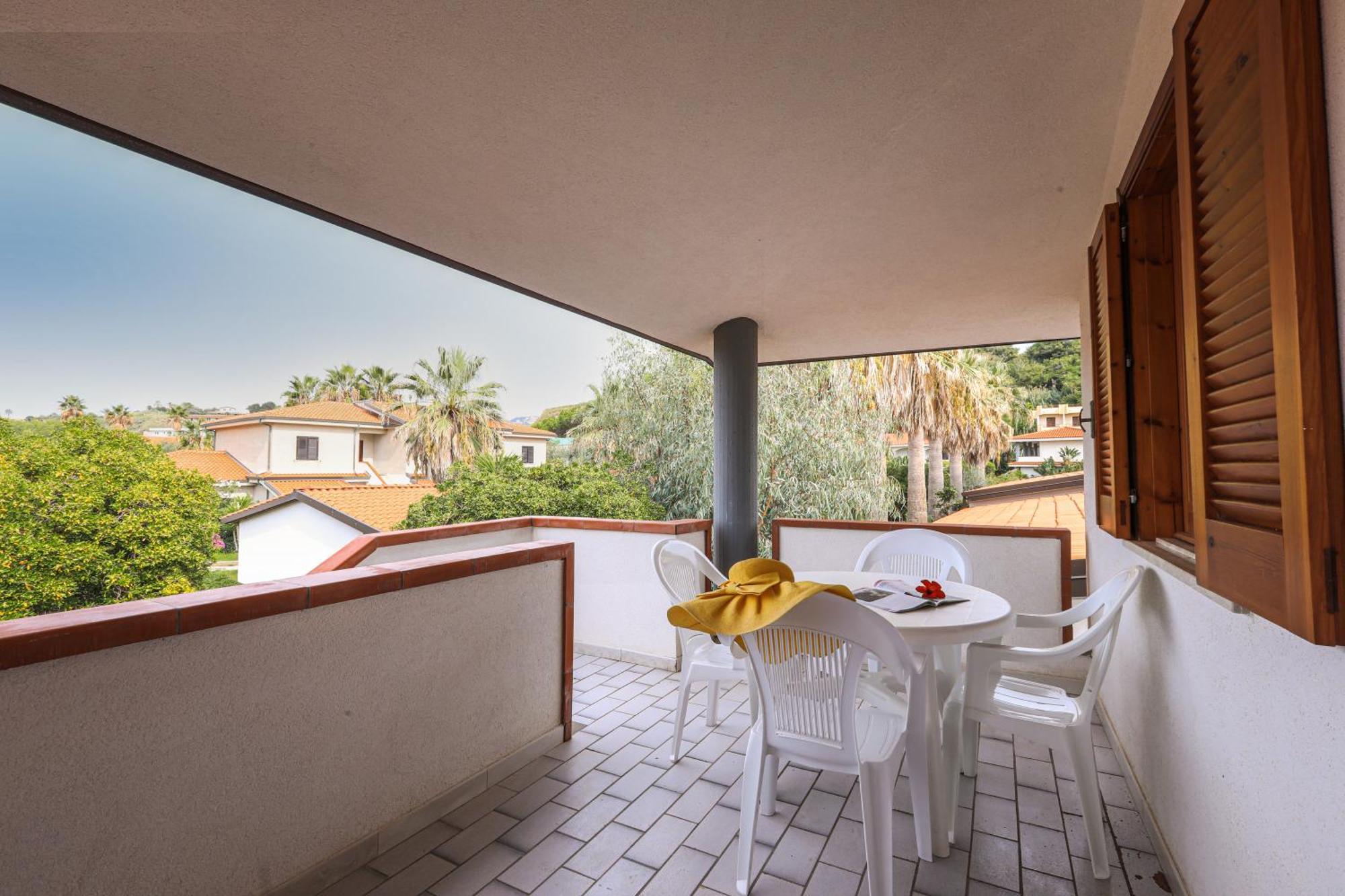 Villaggio Torre Ruffa Robinson Capo Vaticano Szoba fotó